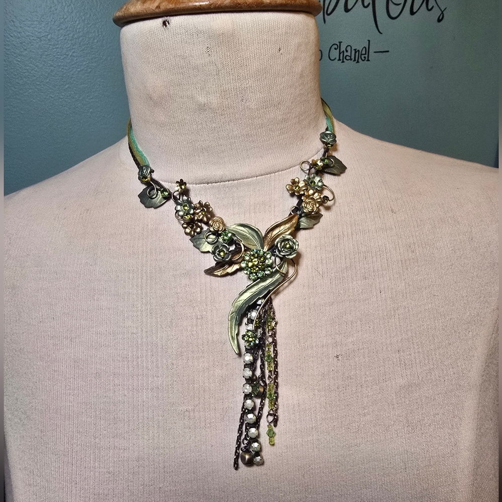 Floral Green and Gold Necklace